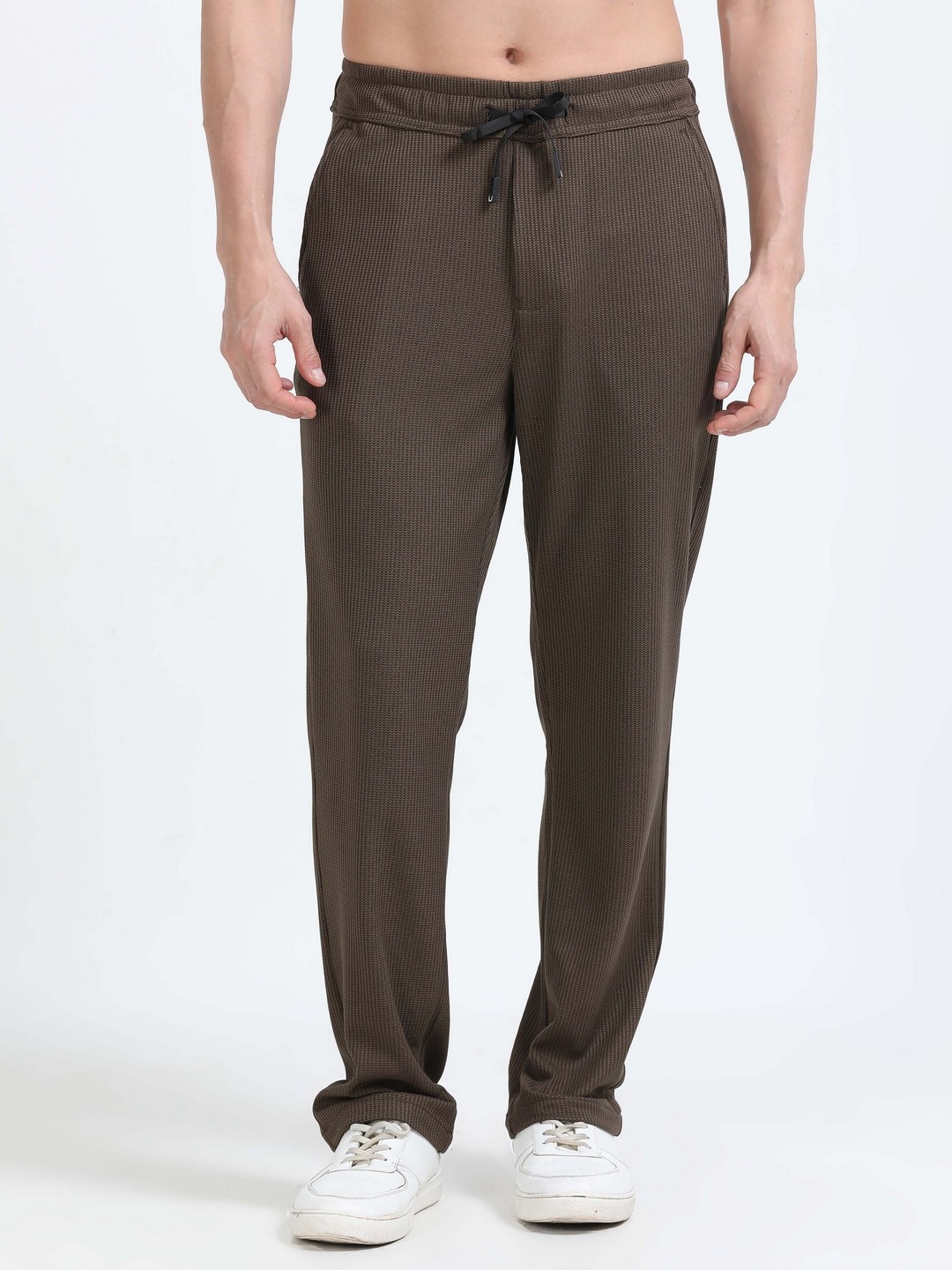 

NEVER NEUD Men Relaxed Fit Trousers, Olive