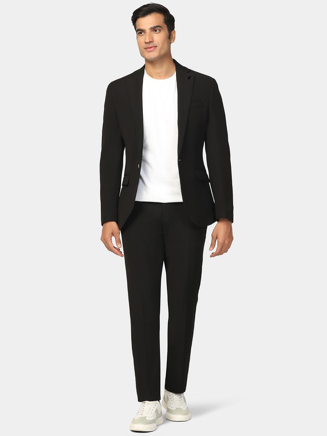 

Blackberrys Slim-Fit Single-Breasted Two-Piece Suit, Black