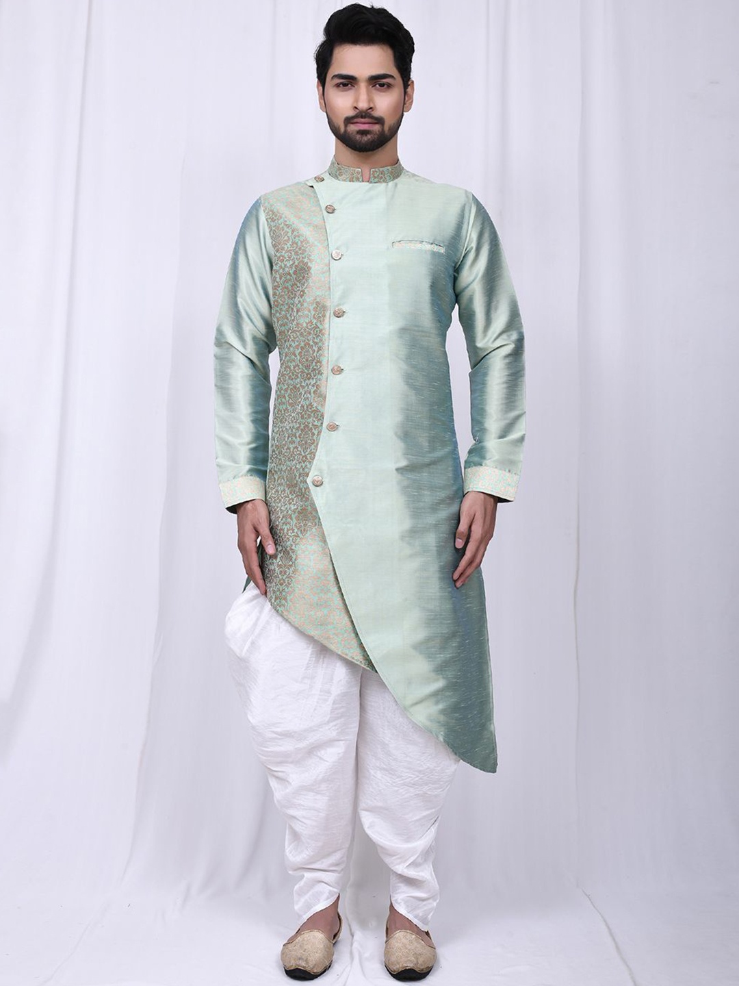 

Aryavir Malhotra Men Embroidered Regular Kurta with Dhoti Pants, Green