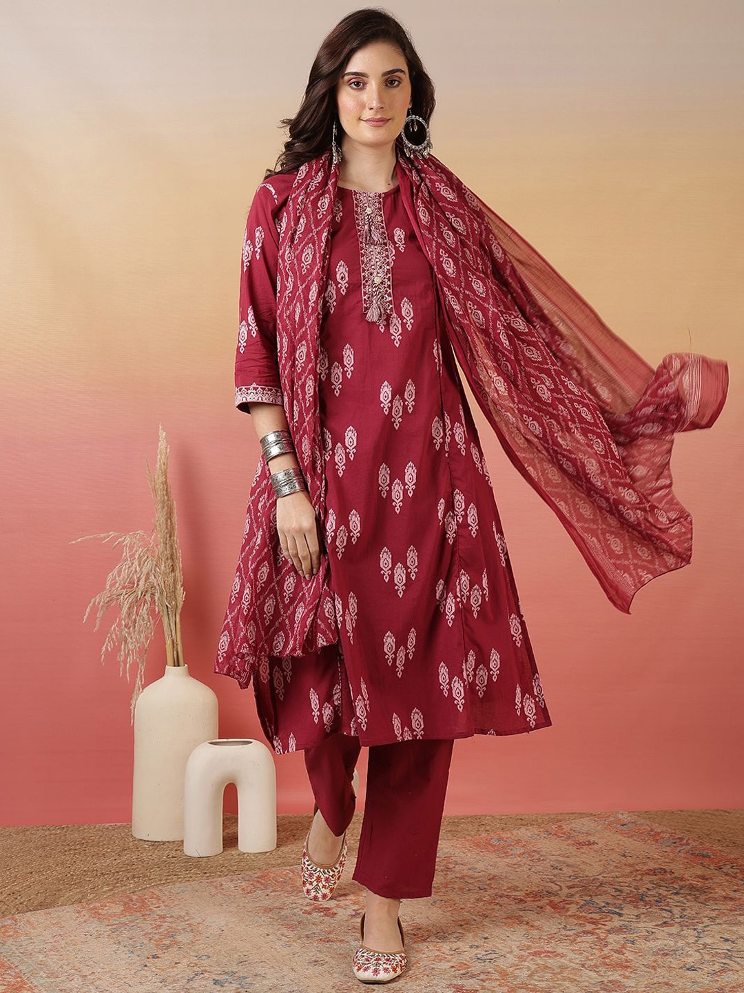 

Sangria Printed Pure Cotton Straight Kurta & Trouser With Dupatta, Red