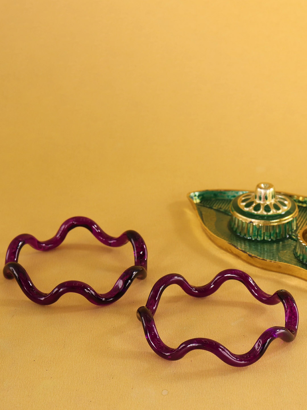 

NMII Set of 2 Zig Zag Crystal Glass Spiral Kada Bangles, Purple