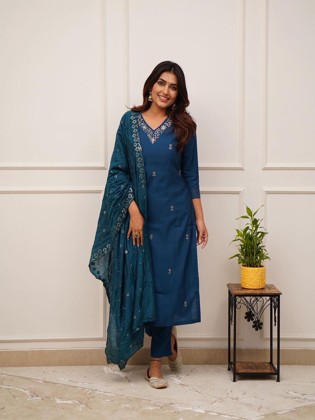 

Moda Rapido Floral Embroidered V-Neck Chanderi Silk Straight Kurta With Trouser & Dupatta, Blue