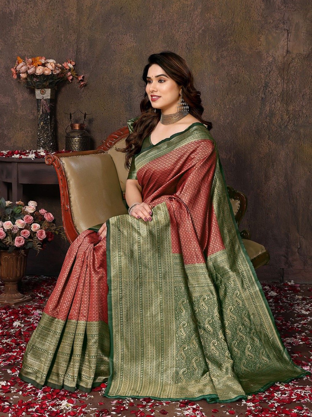 

KALINI Woven Design Zari Silk Blend Banarasi Saree, Red