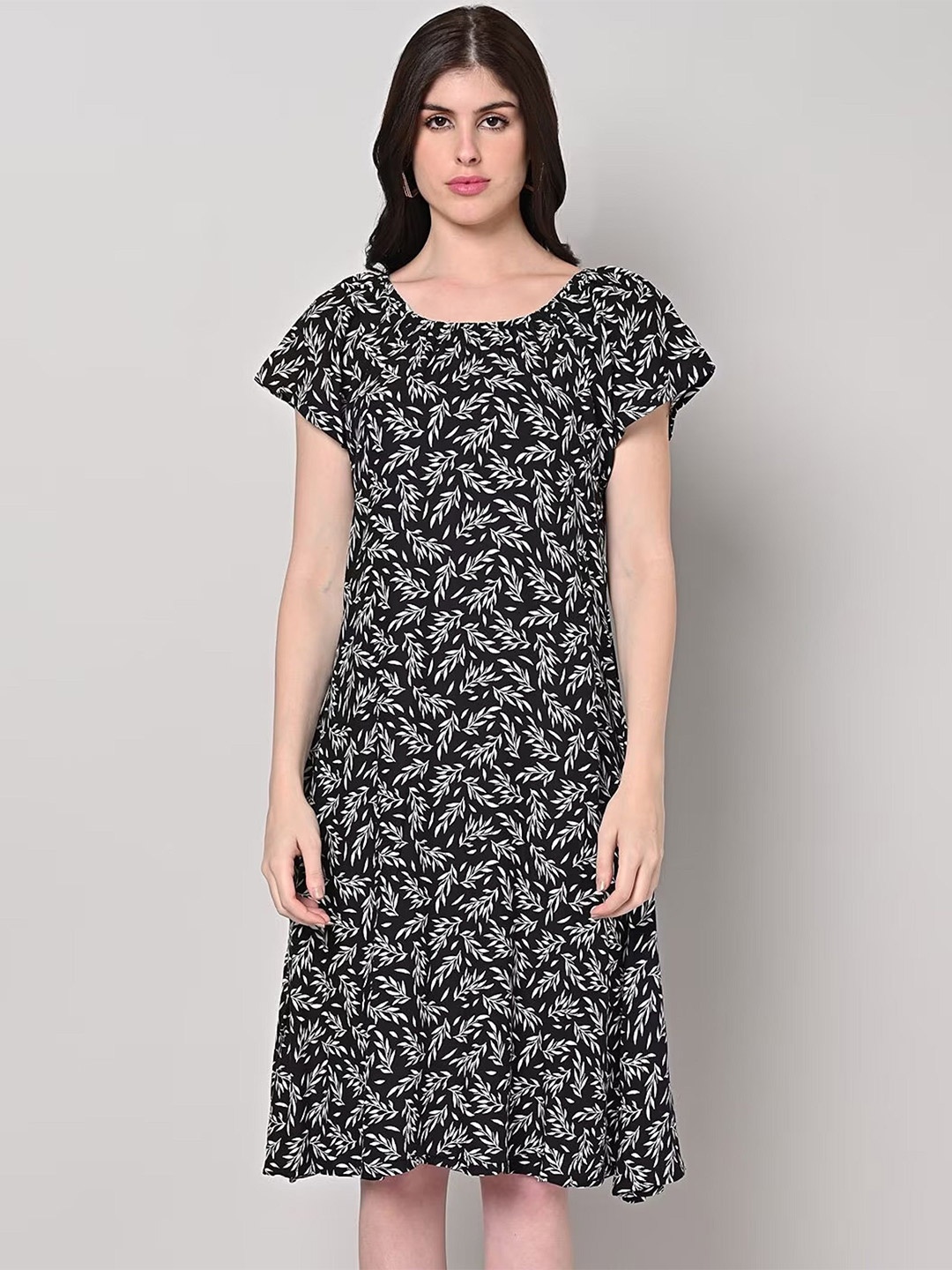 

SAKURA Floral Print Liva A-Line Dress, Black