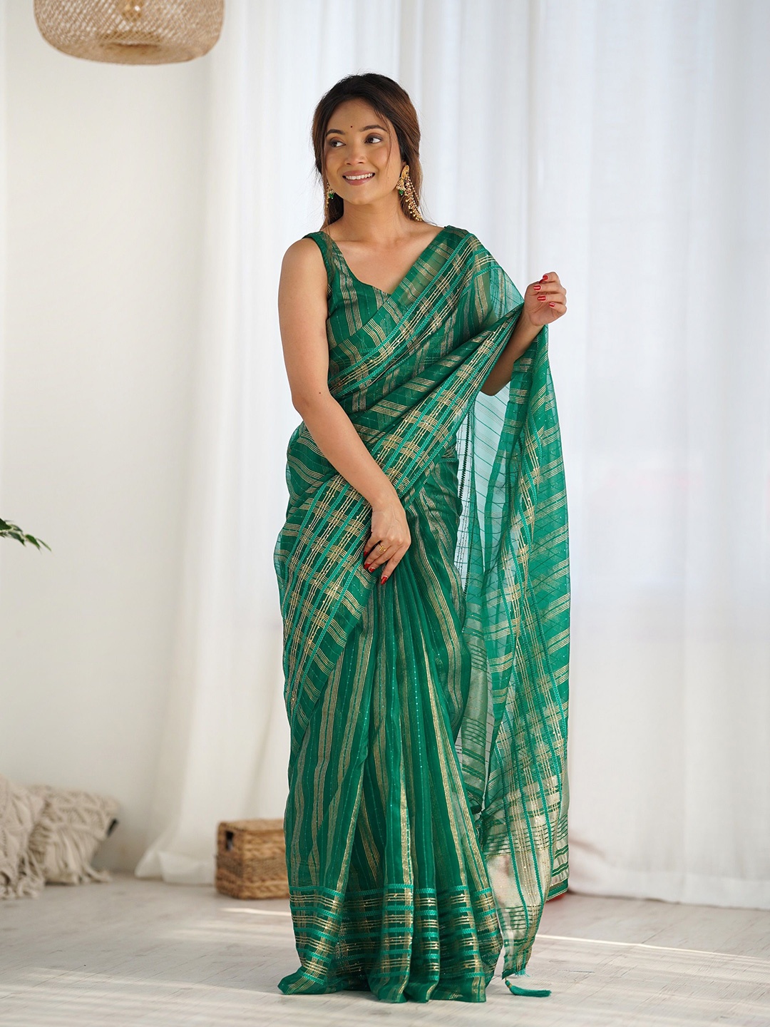 

J.KANJI Woven Design Sequinned Organza Khadi Saree, Green