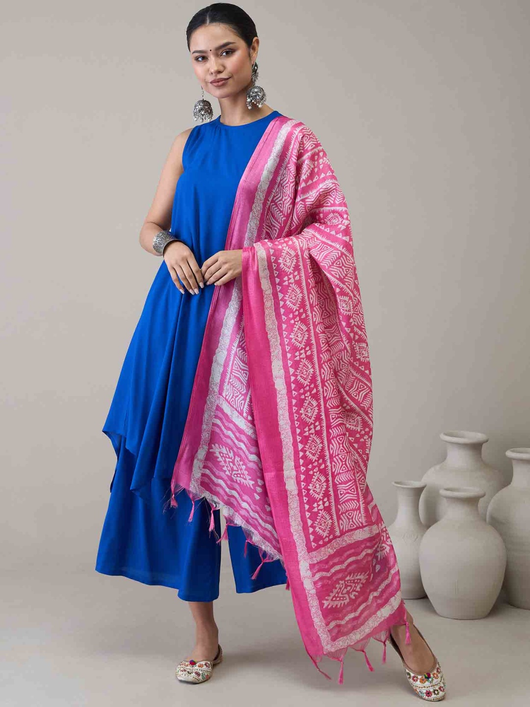 

InWeave Women Regular Kurta with Palazzos & With Dupatta, Blue