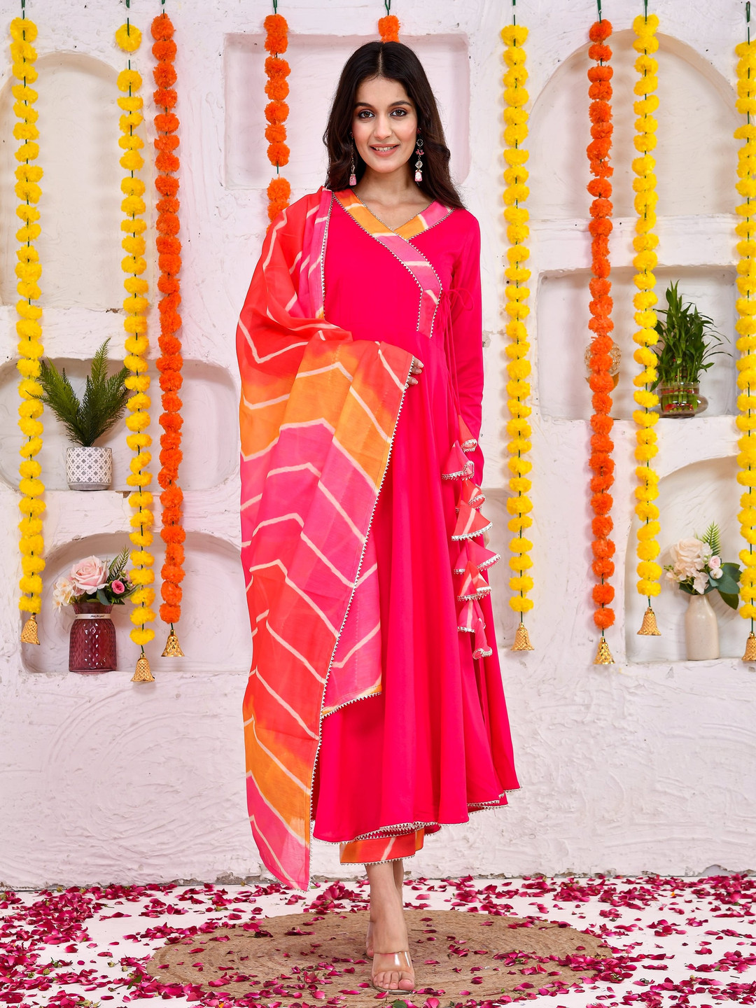 

DRESENCE Women Embroidered Regular Gotta Patti Kurta with Trousers & With Dupatta, Pink