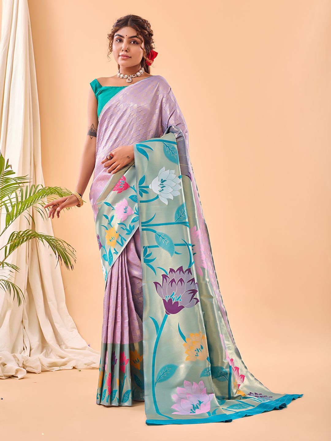 

TORONFRAS Woven Design Zari Kanjeevaram Saree, Lavender