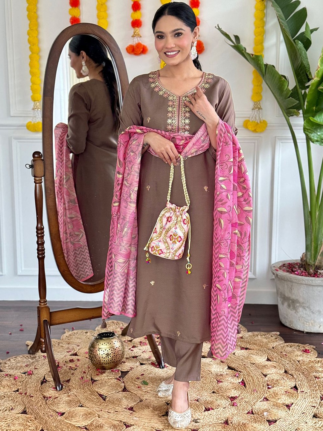 

Navlik Women Floral Embroidered Regular Thread Work Chanderi Silk Kurta with Trousers & With Dupatta, Coffee brown