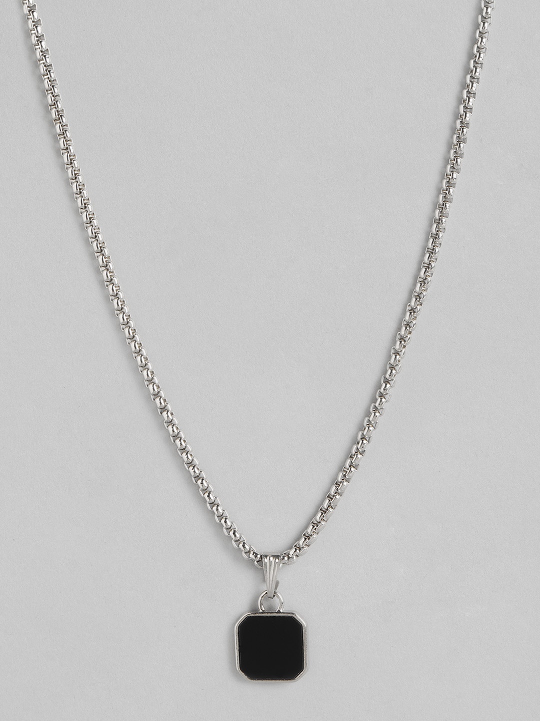 

PARIS HAMILTON Unisex Geometric Pendant with Chain, Black