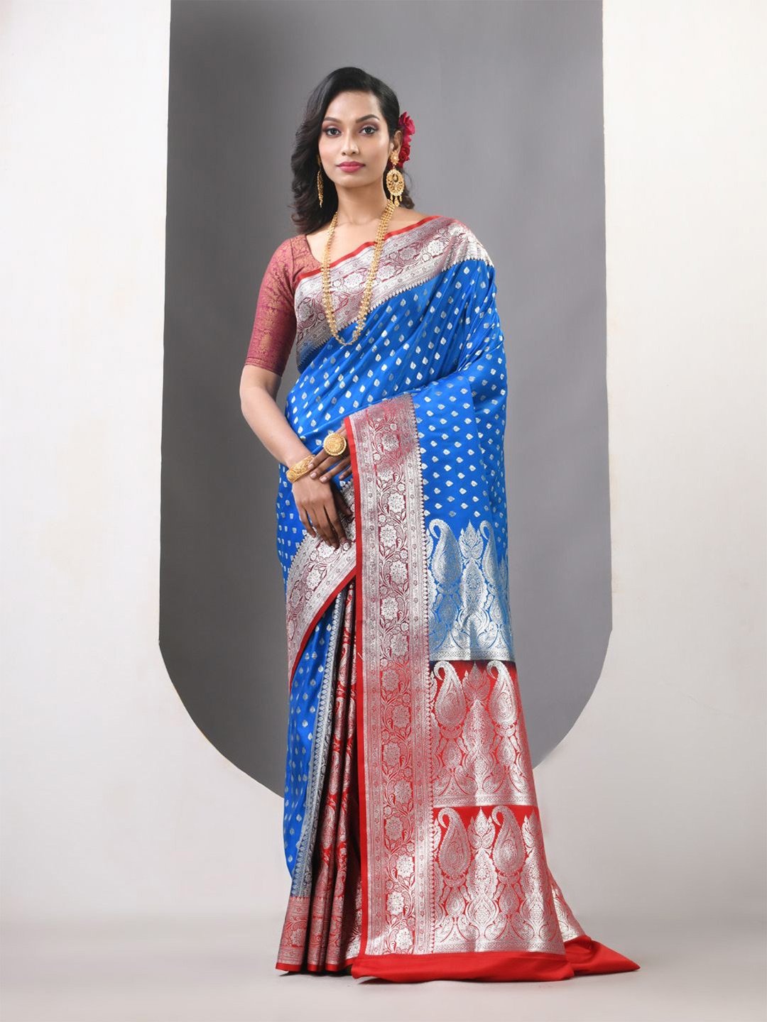 

Charukriti Woven Design Zari Pure Silk Banarasi Saree, Blue