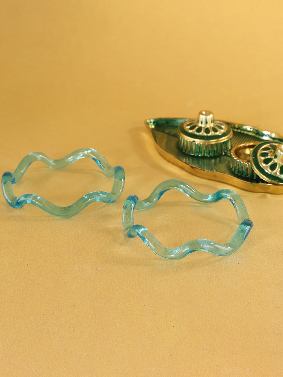 

ZULKA Set of 2 Zig Zag Crystal Glass Bangles, Turquoise blue