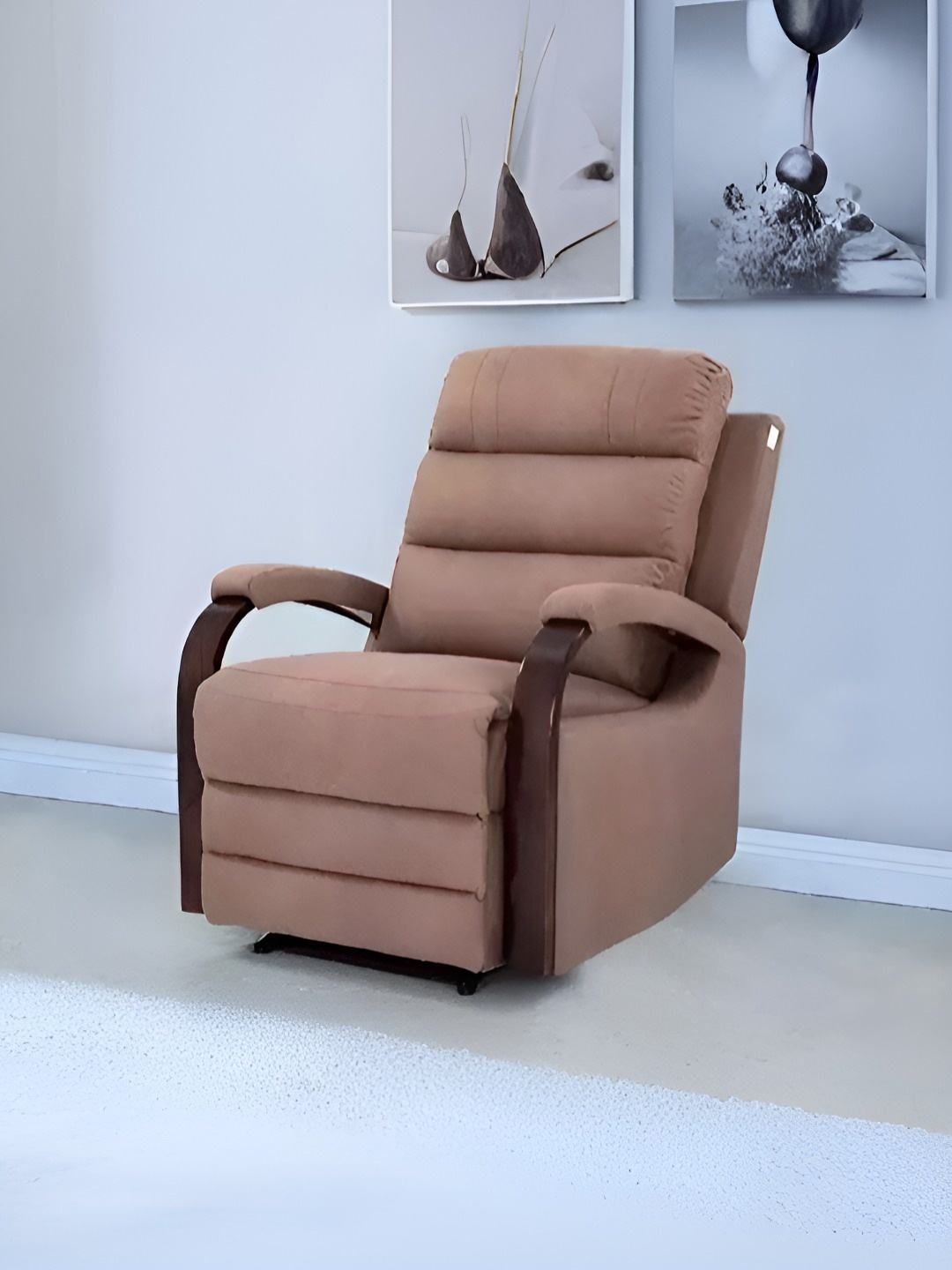 

Royaloak Beige Coloured Manual Single Seater Recliner