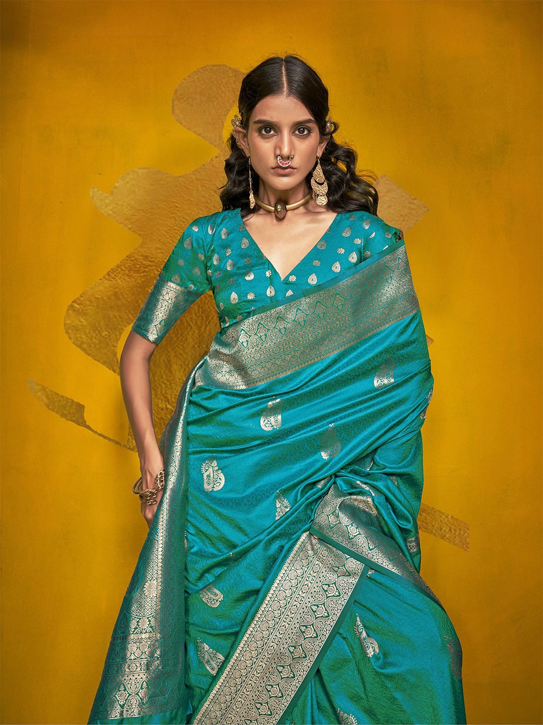 

elora Woven Design Zari Silk Blend Banarasi Saree, Turquoise blue