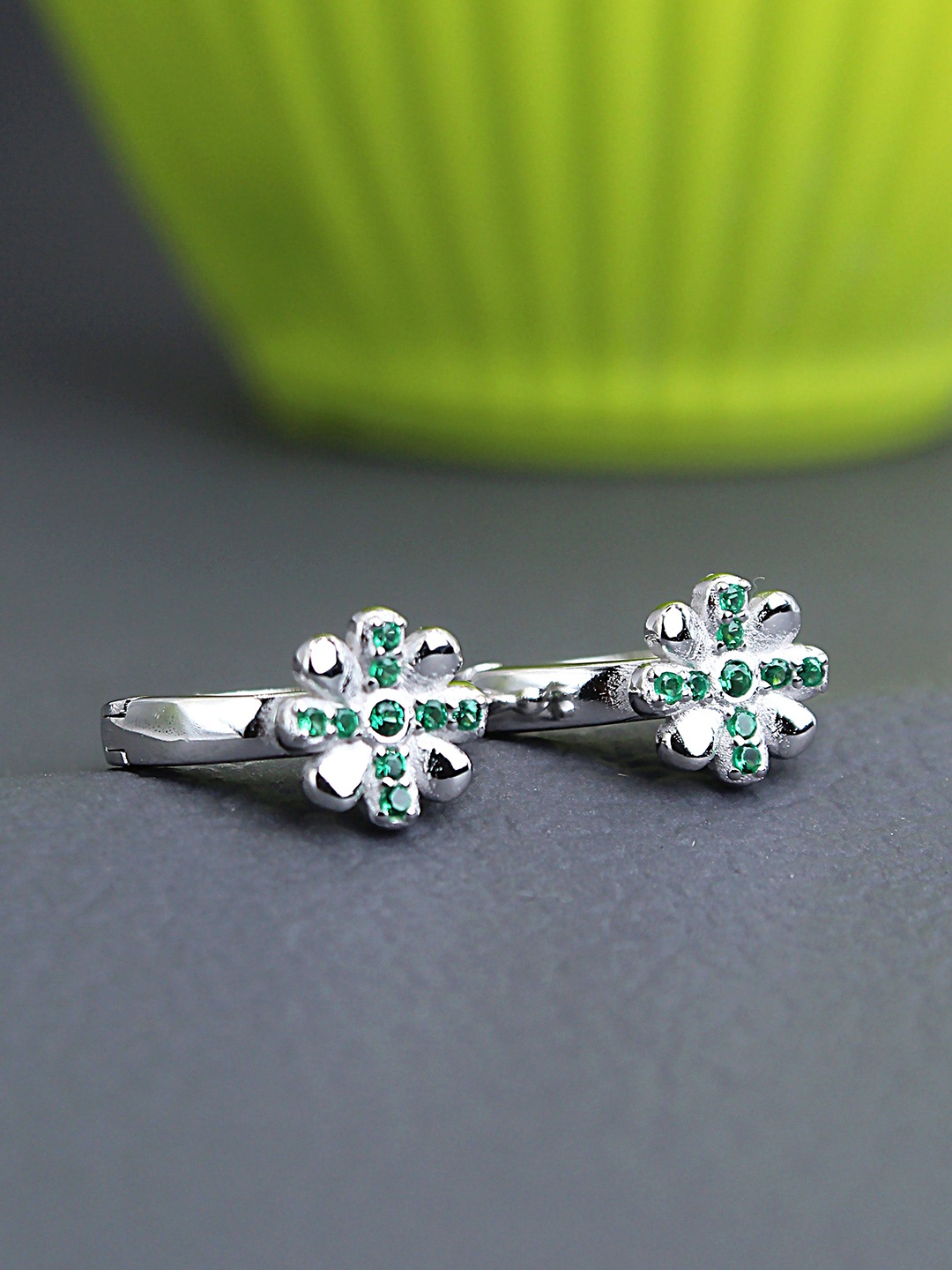

DEVASHREE Floral Hoop Earrings, Green