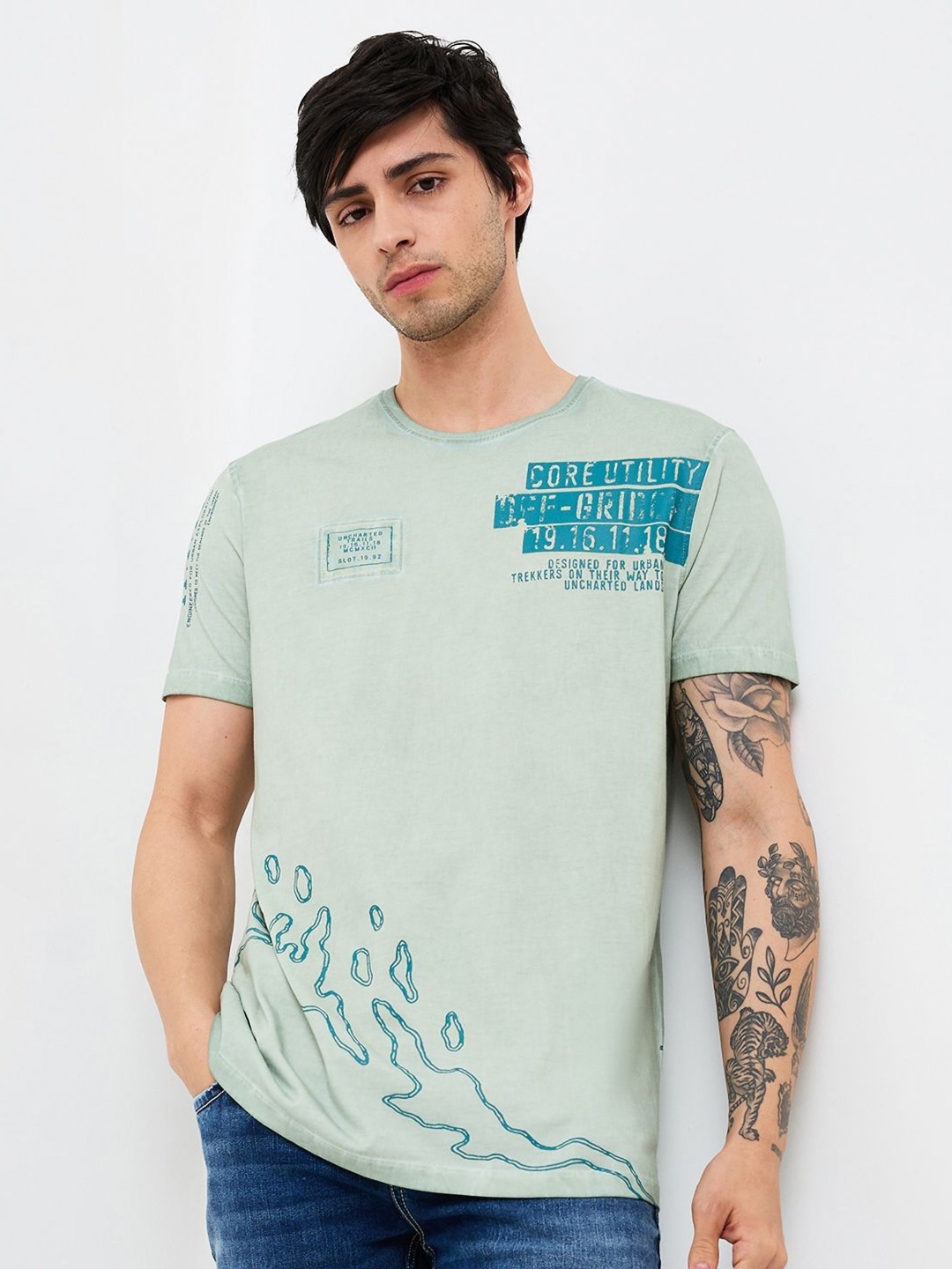 

SPYKAR Men Typography Printed Round Neck Cotton Slim Fit T-shirt, Sea green