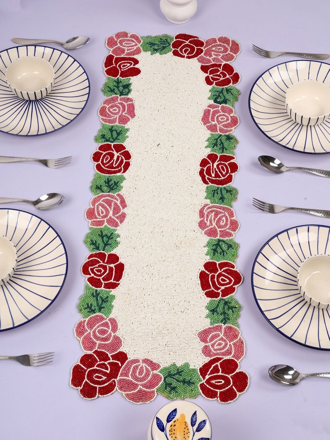 

YWULY Off-White & Red Floral Beaded Dining Table Runner