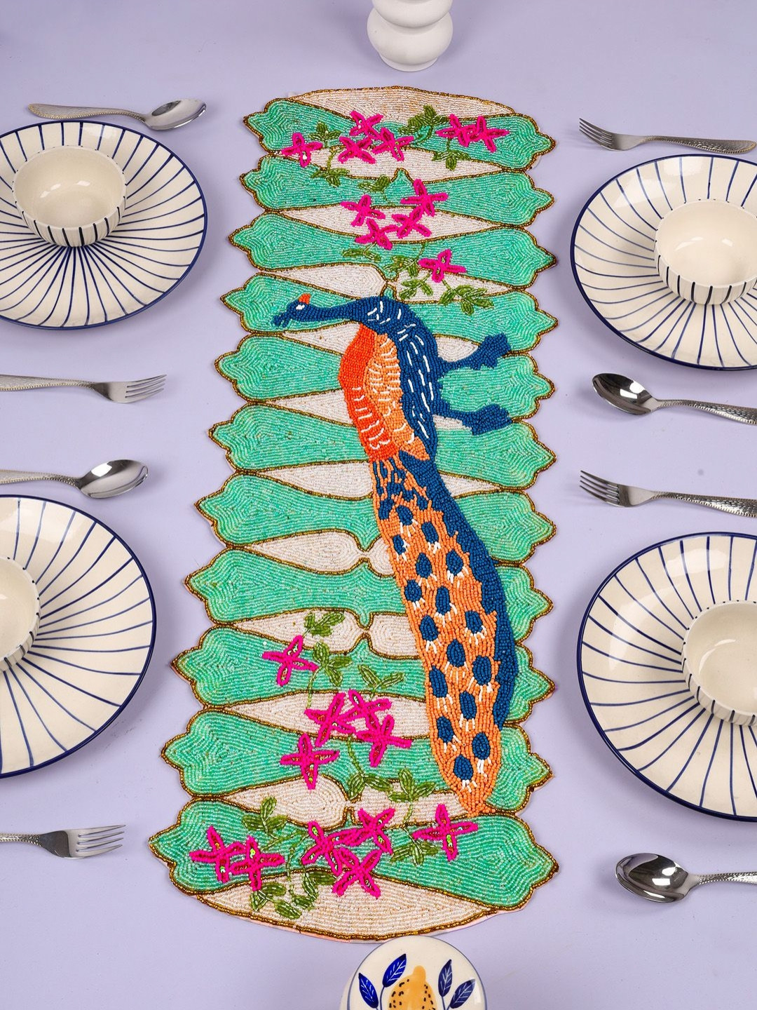

YWULY Green & Blue Floral Beaded Dining Table Runner