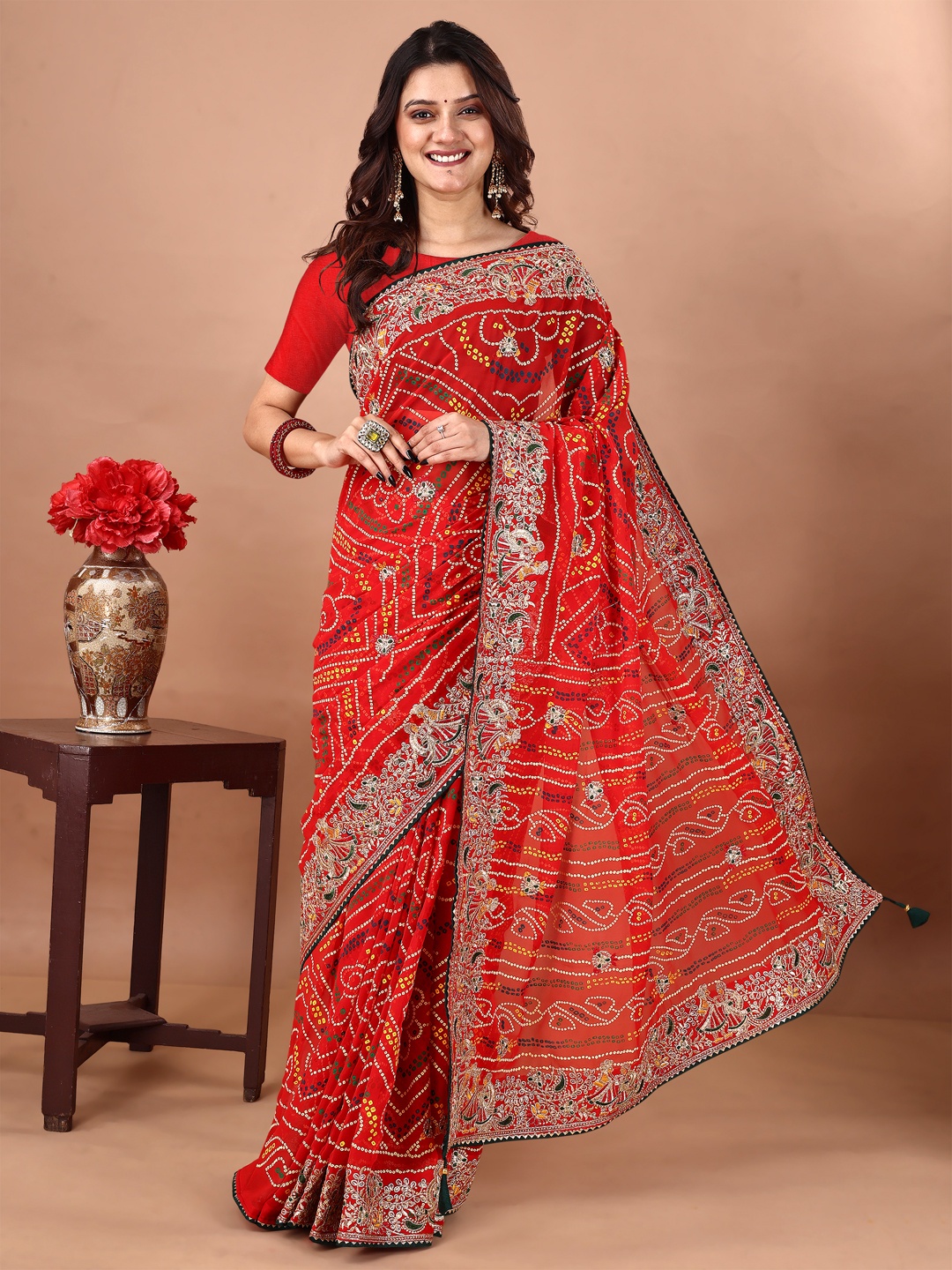 

Panzora Bandhani Embroidered Saree, Red