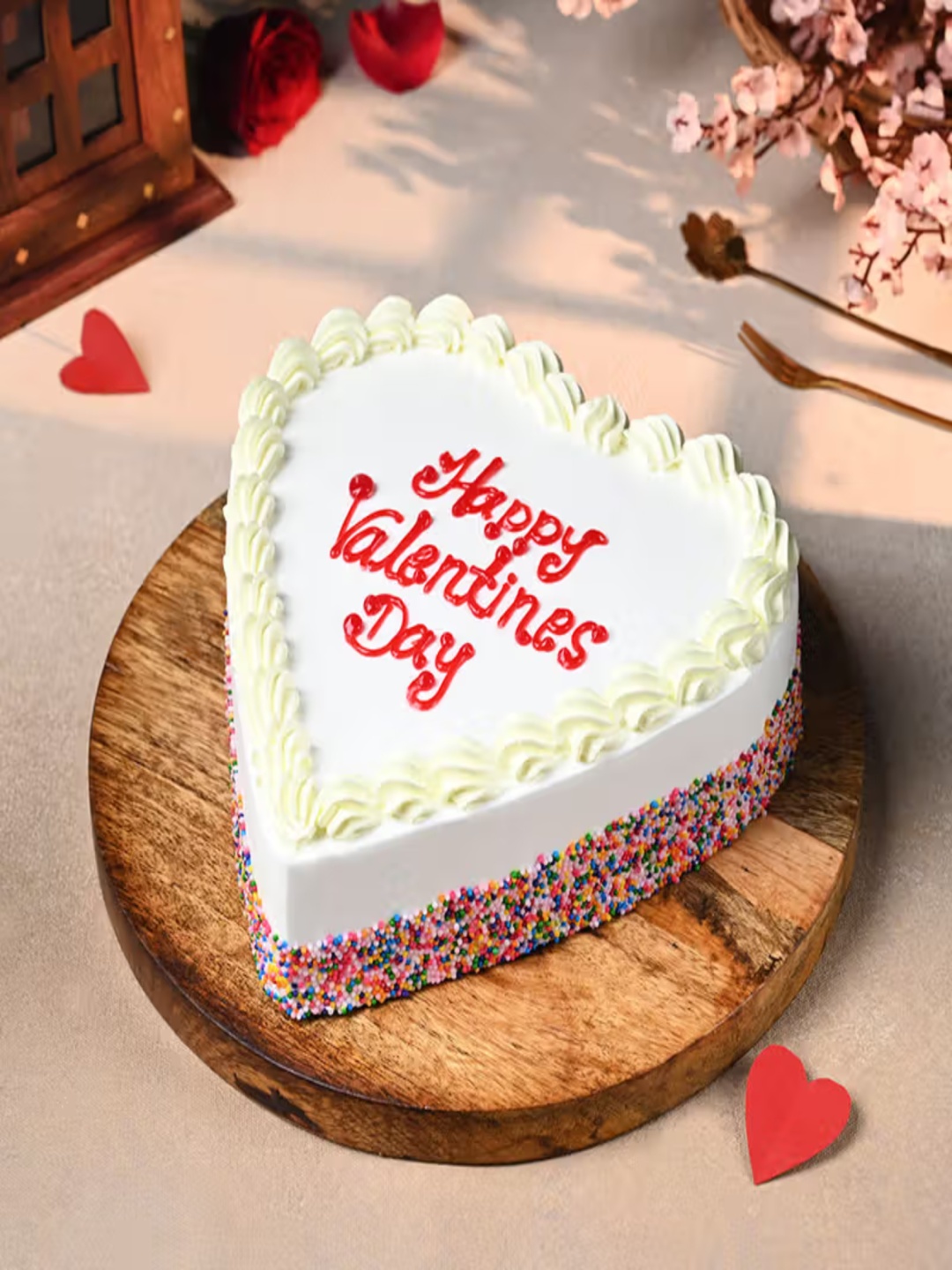 

Floweraura Pineapple Eggless Heart Shape Cake - 2Kg, White