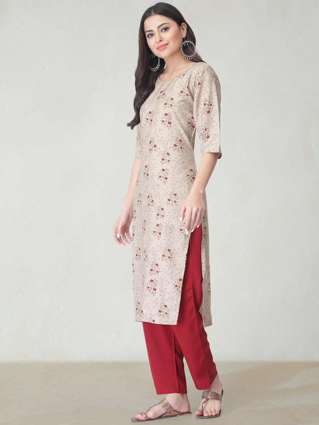 

Moda Rapido Floral Printed Round Neck Straight Kurta, Beige