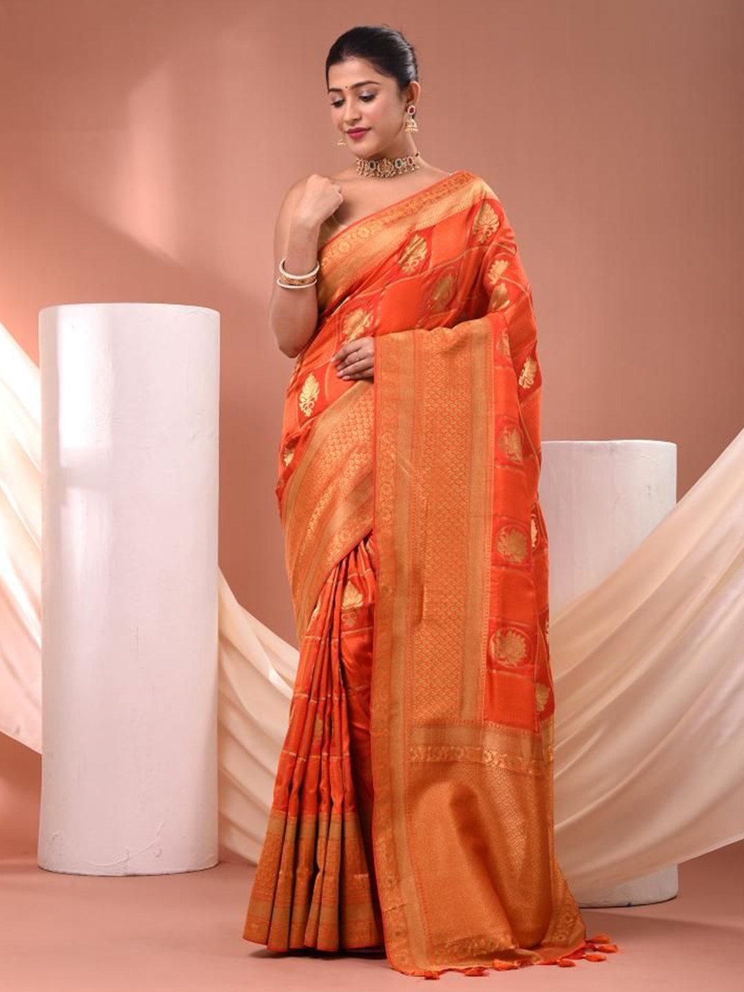 

VIBHAVARI Woven Design Zari Silk Blend Saree, Orange