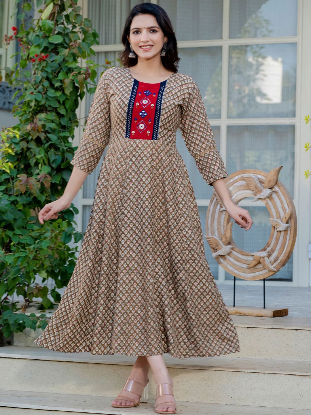 

ARADHNA Women Ethnic Motifs Printed Thread Work Kurta, Khaki