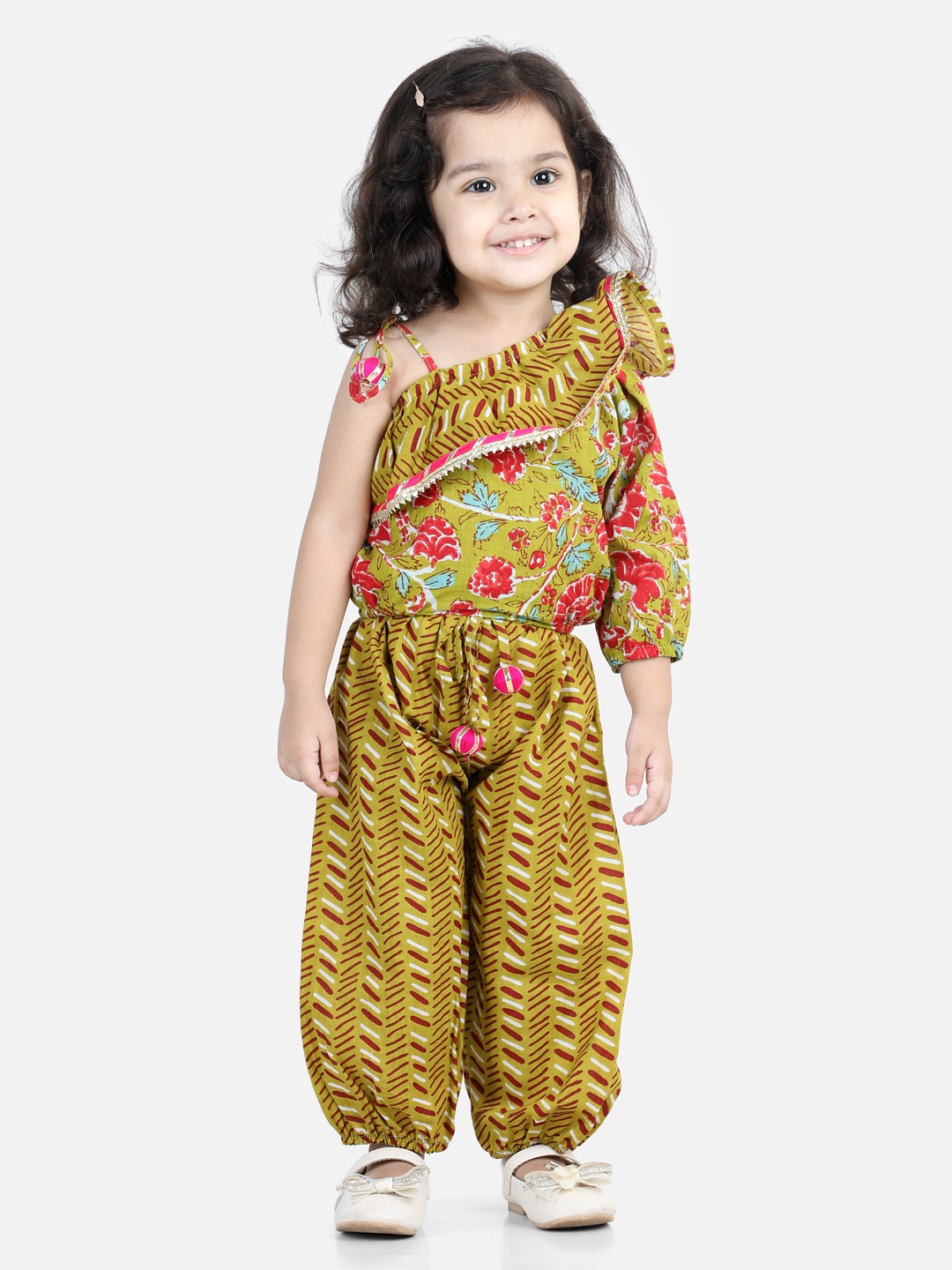 

BownBee Pure Cotton Top With Harem Pant Clothing Set, Green