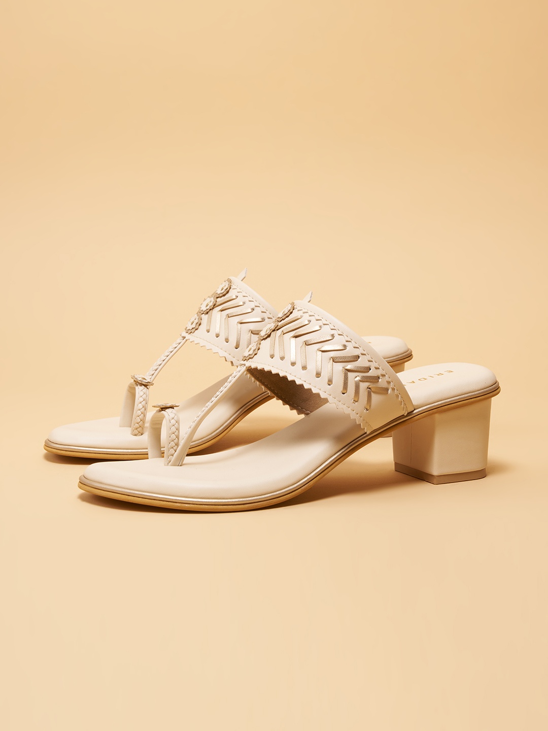 

ERIDANI Ethnic Block Sandals, Off white