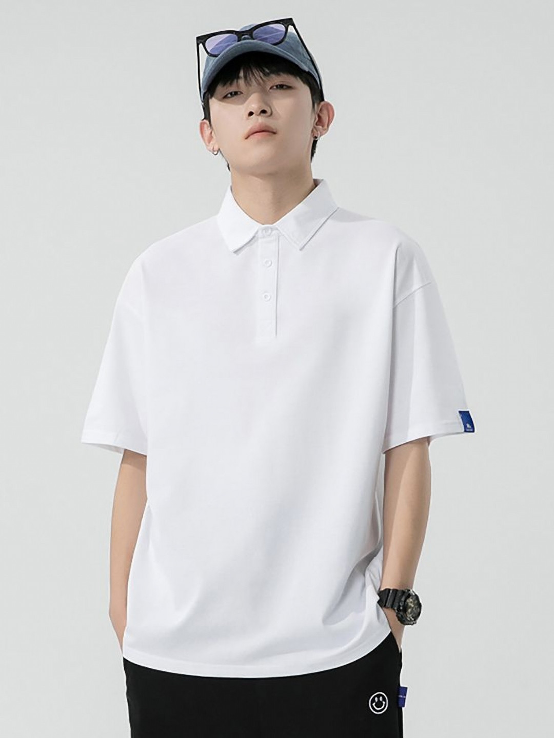 

StyleCast x Revolte Men Polo Collar Raw Edge T-shirt, White