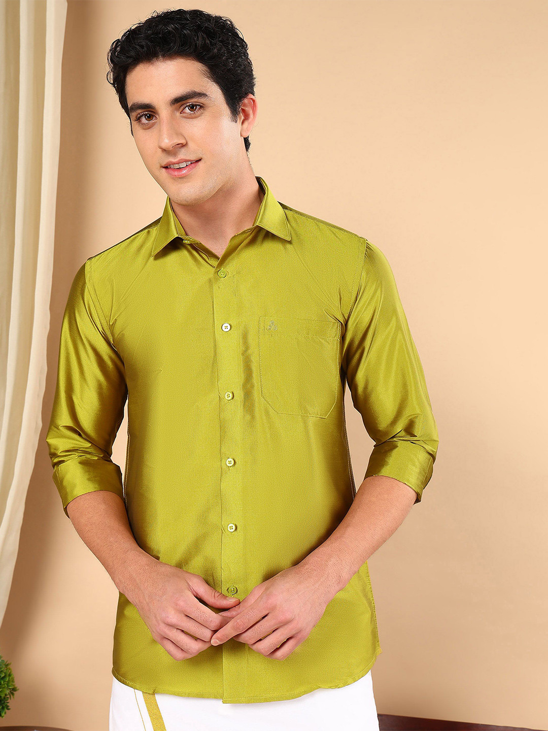 

TATTVA Men Classic Slim Fit Opaque Party Shirt, Olive