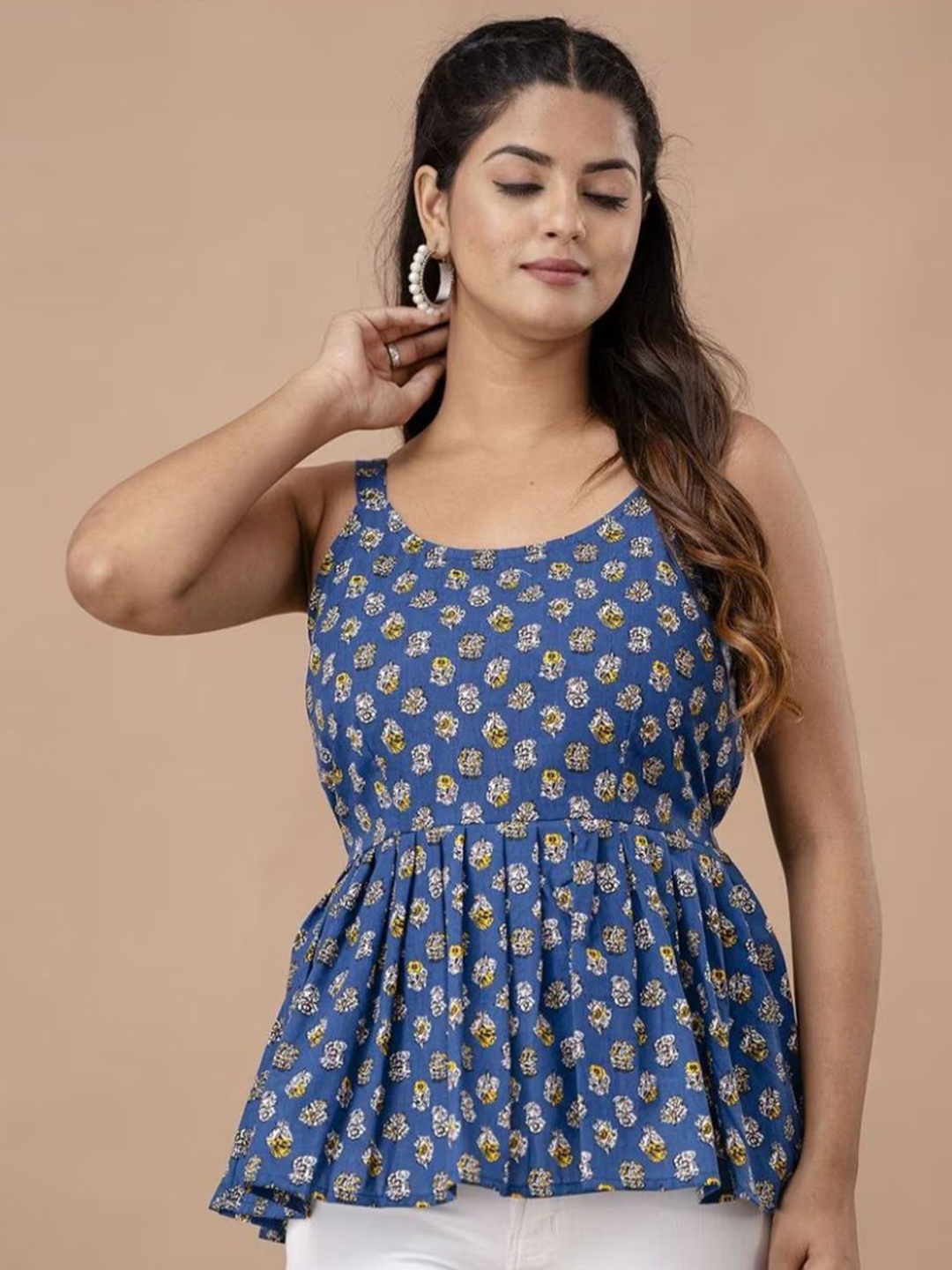 

Rangun Women Floral Printed Round Neck Top, Blue