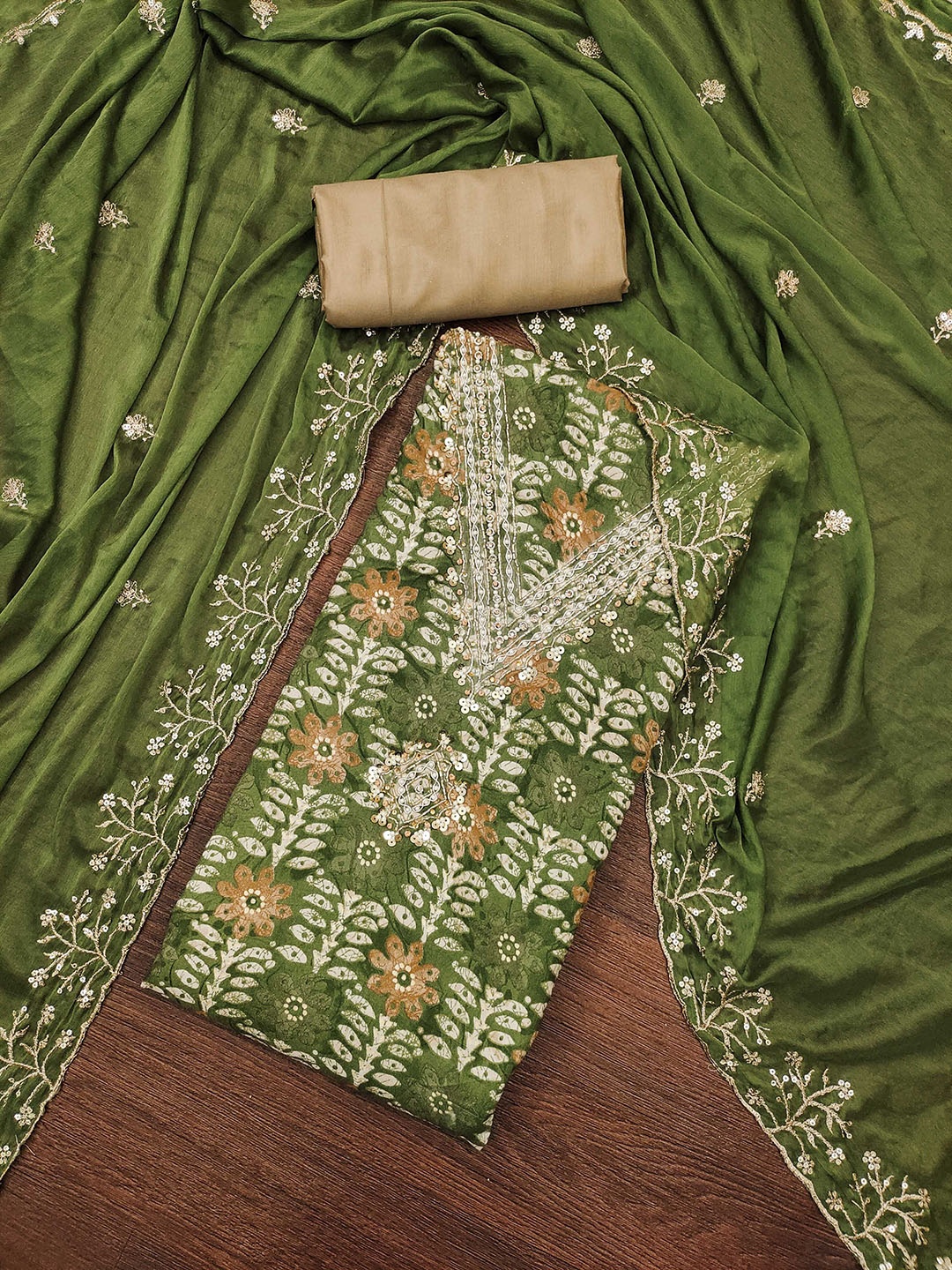 

KALINI Printed Pure Cotton Unstitched Dress Material, Green