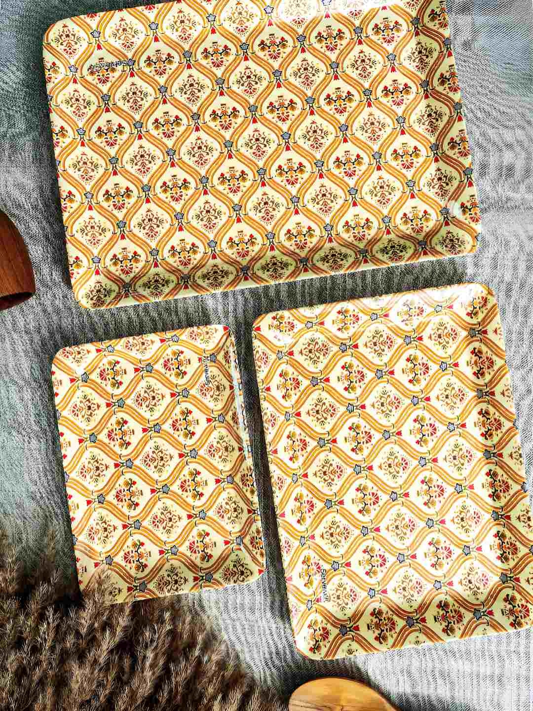 

Servewell Beige 3 Pieces Beige Melamine Dishwasher Safe Serving Tray