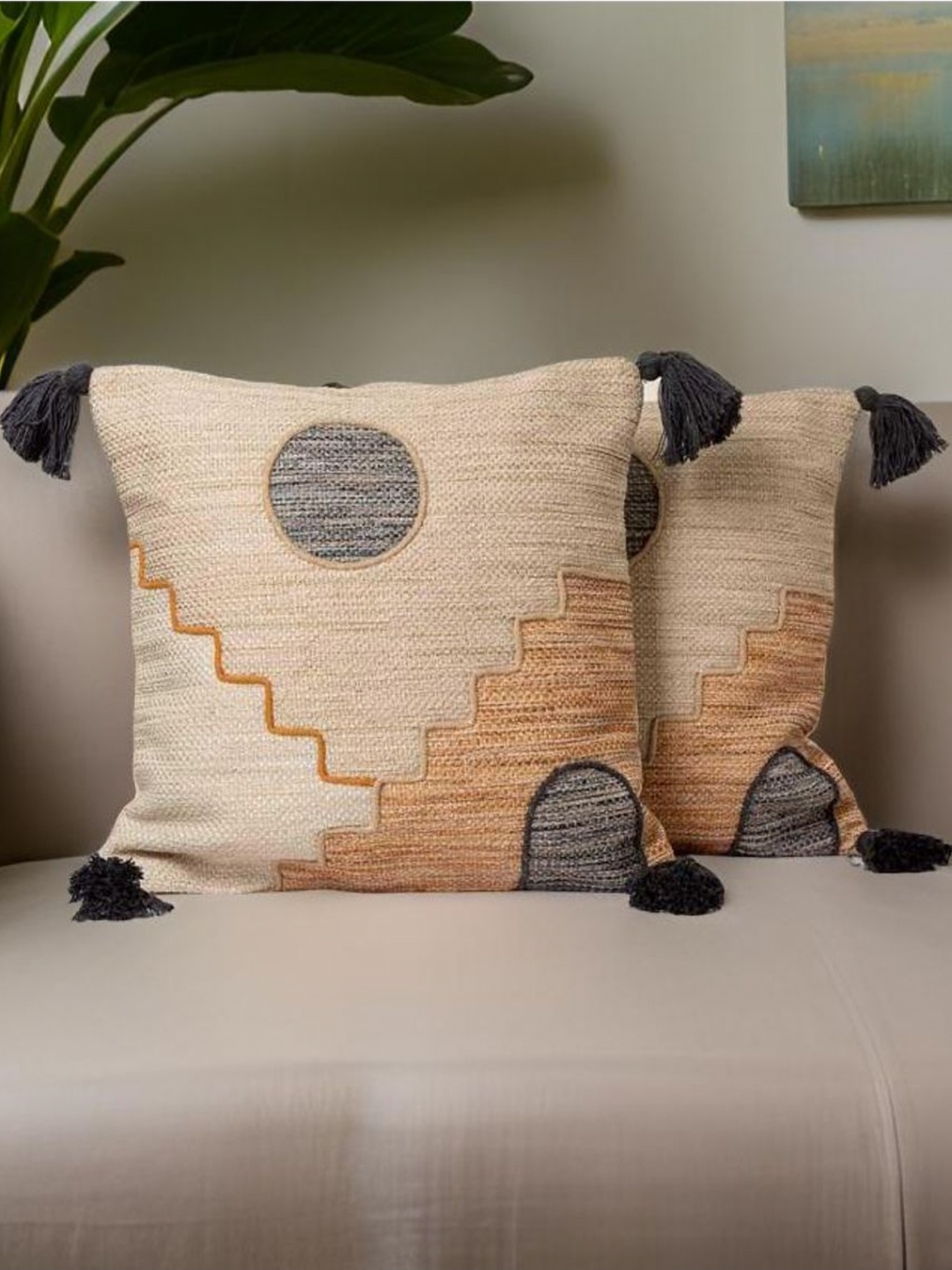 

Aura Brown & Beige Set of 2 Geometric Square Cushion Covers