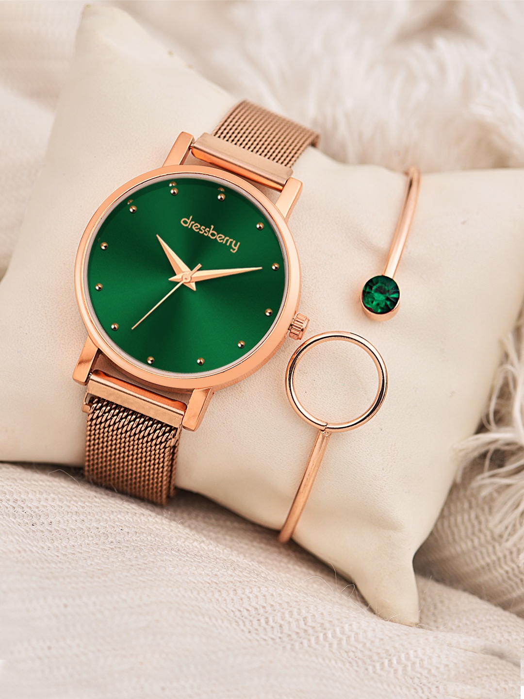 

DressBerry Women DBWJ25 Watch & Bracelet Gift Set, Rose gold