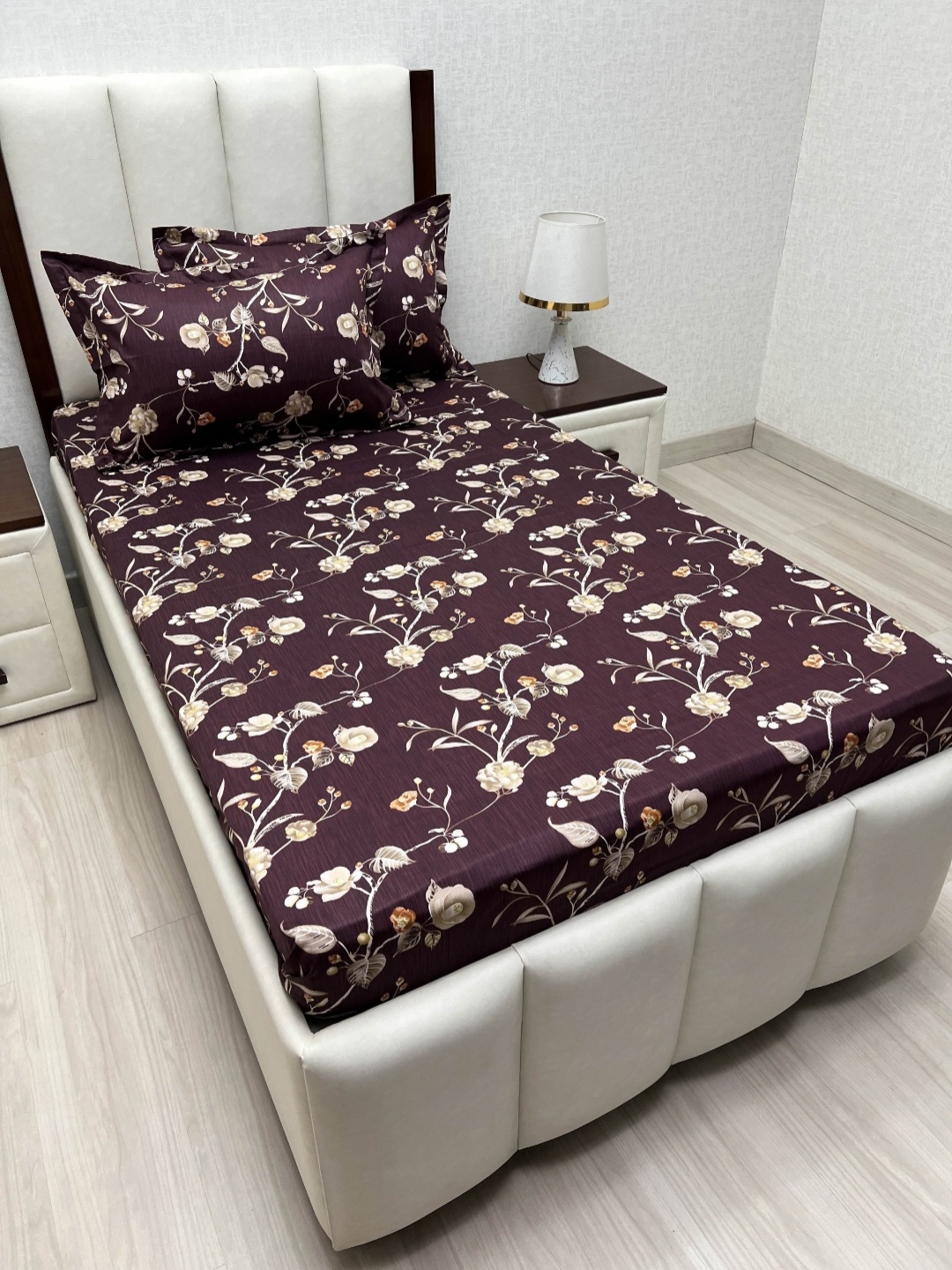 

Pure Decor Lounge Fur Purple Printed Pure Cotton 240TC Single Bedsheet Sets 1.73m x 2.36m