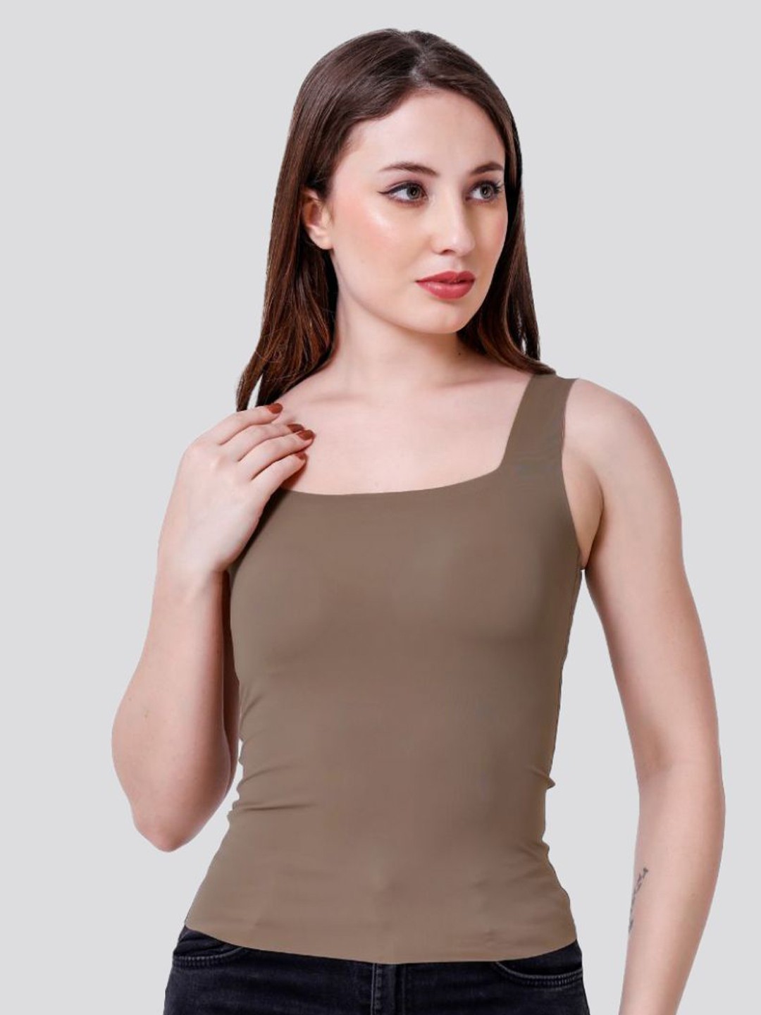 

Sizi Women Shoulder Straps Padded Tank Top, Brown