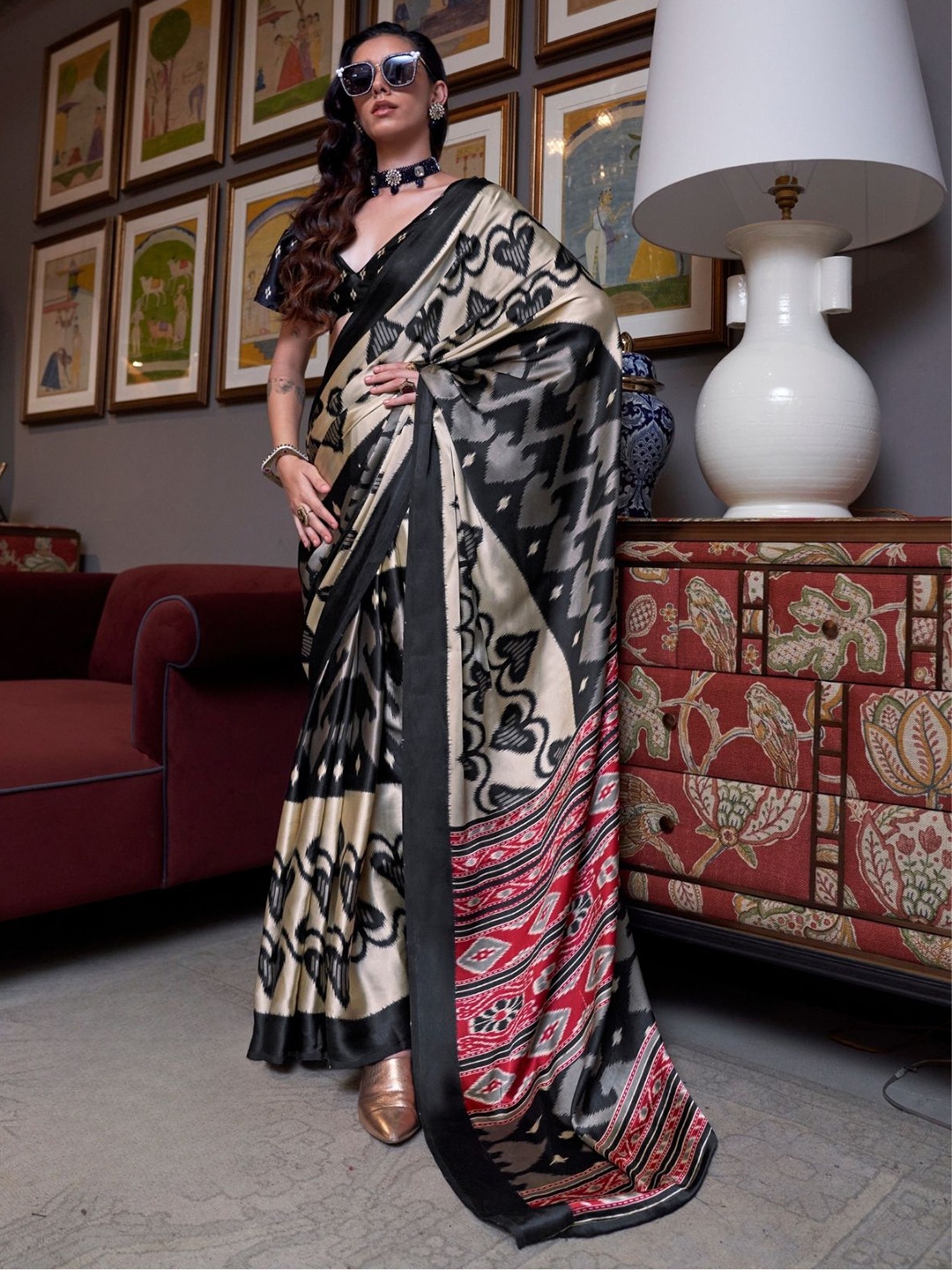 

PEENGAX Satin Saree, Beige