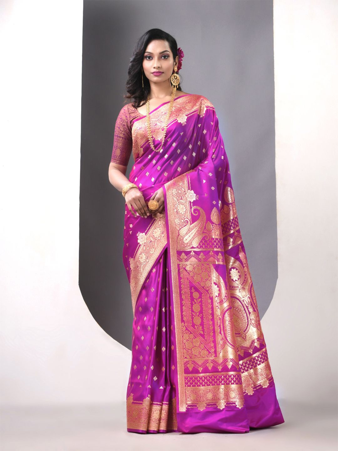 

Charukriti Woven Design Zari Pure Silk Banarasi Saree, Pink