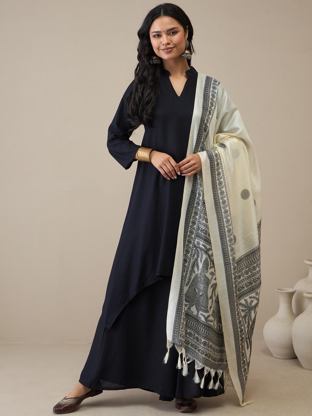 

InWeave Women Regular Kurta with Palazzos & With Dupatta, Black