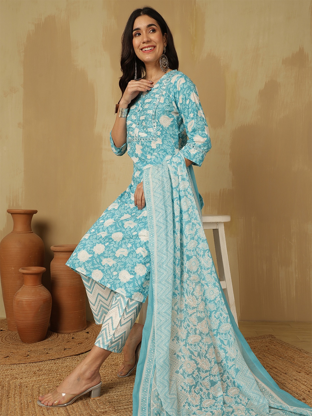 

Sangria Printed Straight Kurta With Trousers & Dupatta, Blue