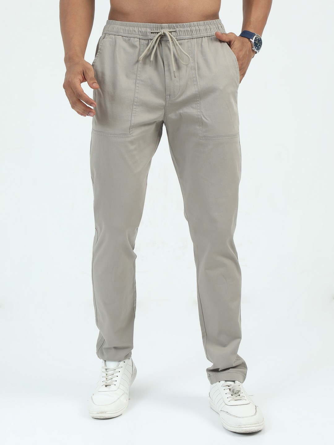 

NEVER NEUD Men Relaxed Mid-Rise Flat-Front Trouser, Grey