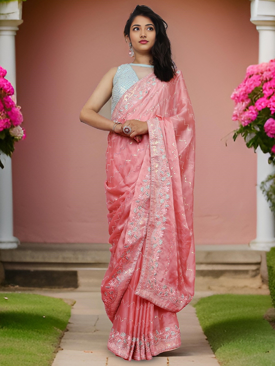 

Shreekama Embellished Sequinned Poly Chiffon Heavy Work Saree, Pink