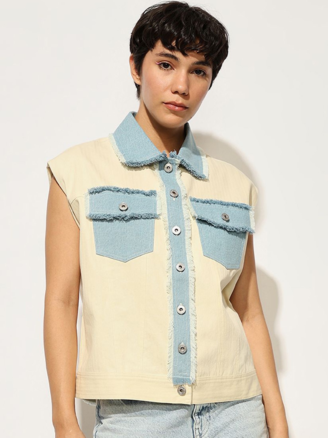

ONLY Women Colourblocked Denim Jacket, Cream