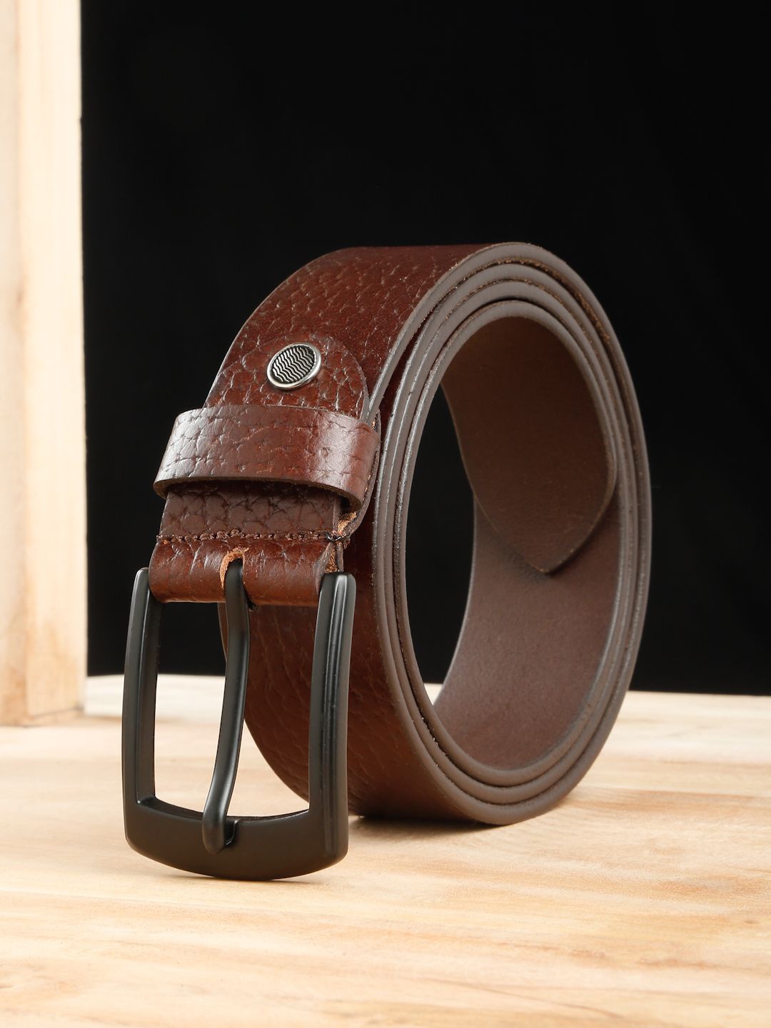 

Teakwood Leathers Men Textured Leather Belt, Brown