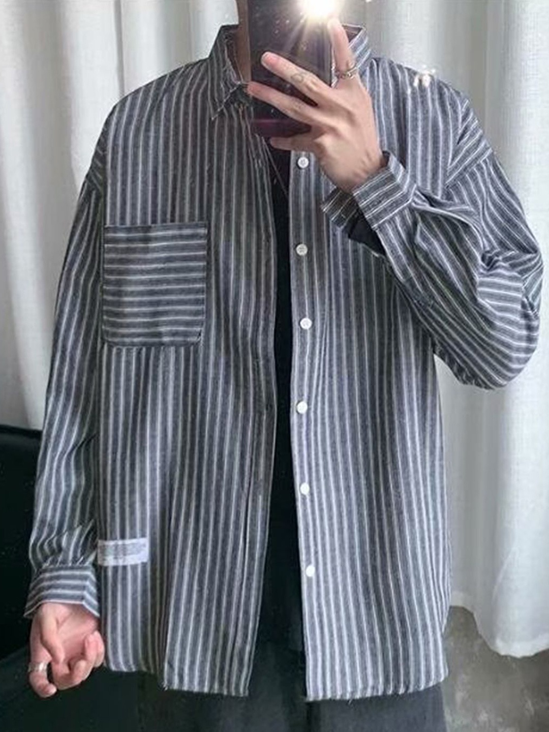 

HERE&NOW Men Relaxed Fit Spread Collar Vertical Striped Cotton Casual Shirt, Grey