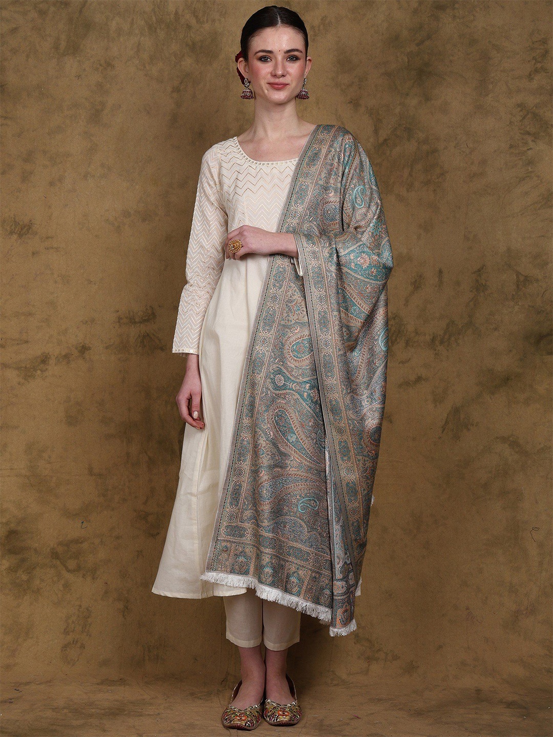 

Exotic India Reversible Jamawar Stole with Multicolor Woven Flower and Paisley, Grey