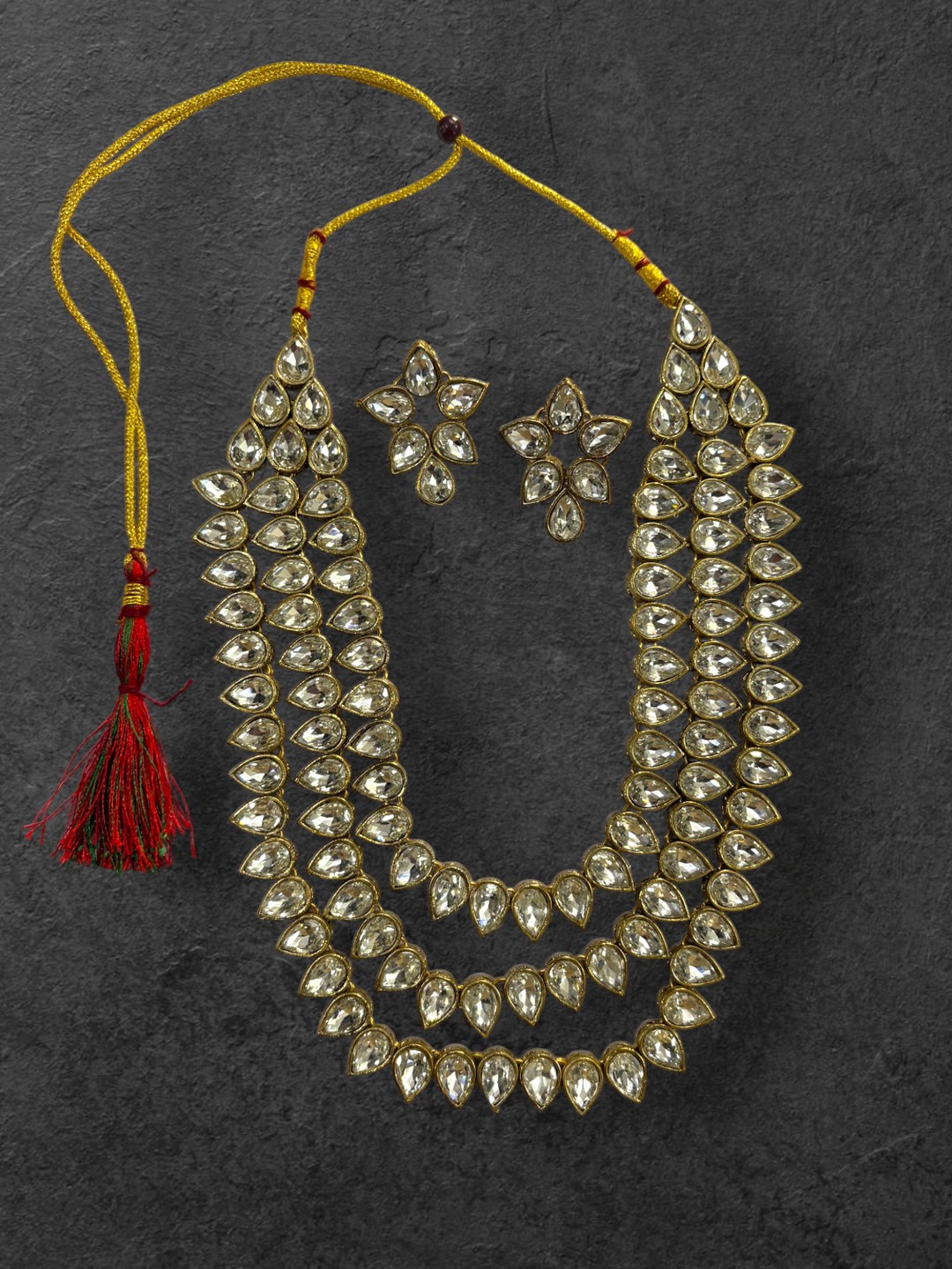 

Saree Swarg Brass-Plated Kundan Studded Jewellery Set, Gold