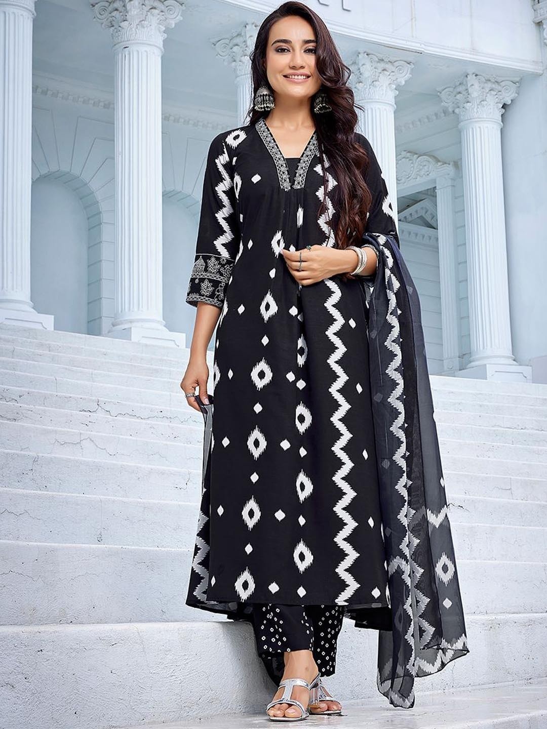 

Moda Rapido Geometric Printed Pure Cotton V-Neck A-Line Kurta With Trousers And Dupatta, Black